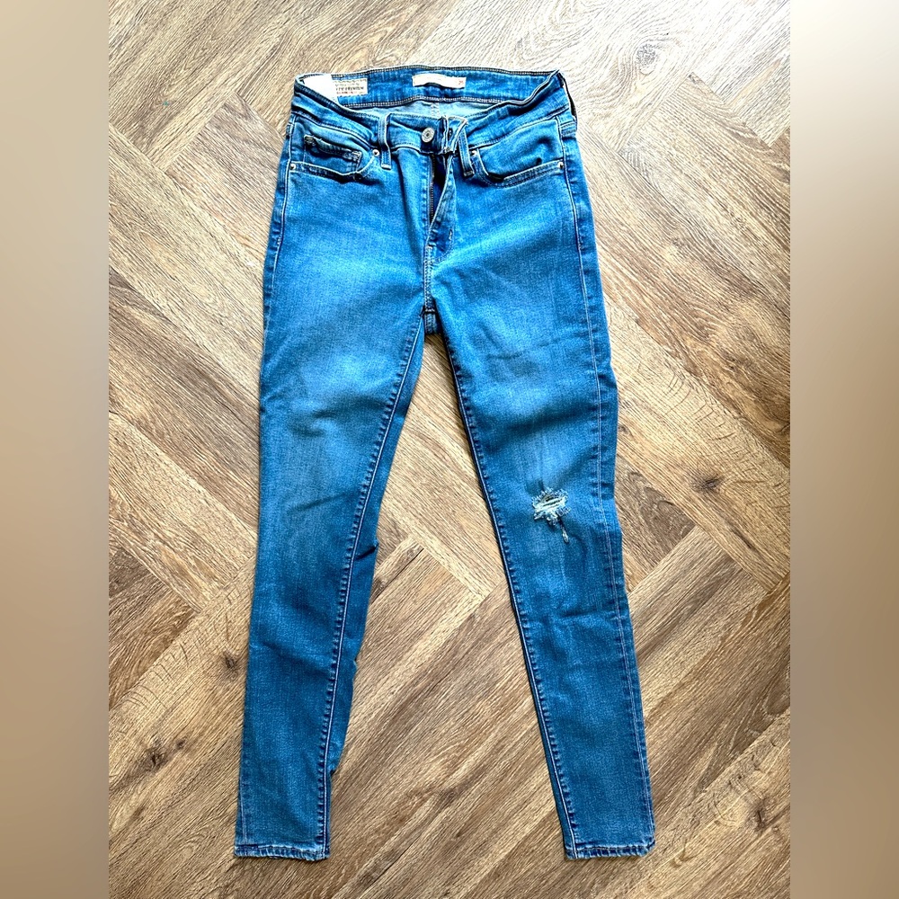 Women's Blue Jeans